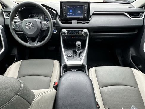 Certified 2021 Toyota RAV4 XLE image 11