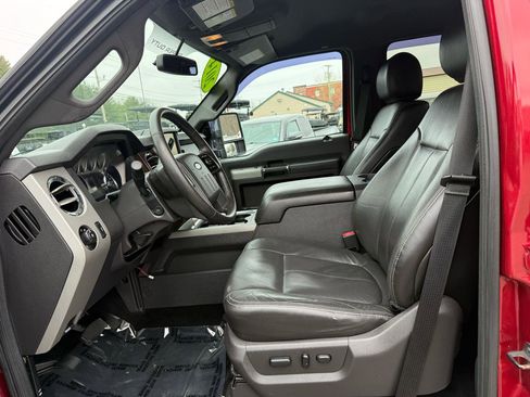 Used 2014 Ford F250 Lariat w/ Chrome Package image 26