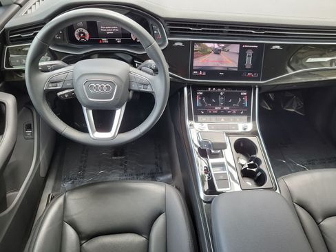 Used 2023 Audi Q7 3.0T Premium w/ Convenience Package AWD/4WD image 18