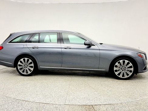 Used 2020 Mercedes-Benz E 450 4MATIC Wagon image 4