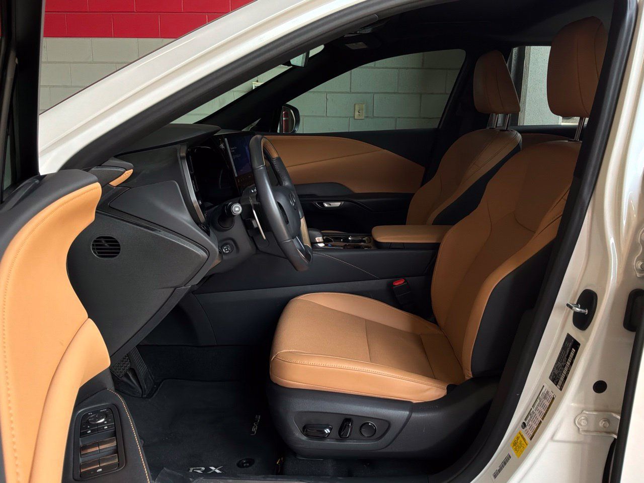 Used 2023 Lexus RX 350 Premium w/ Cold Area Package FWD image 10