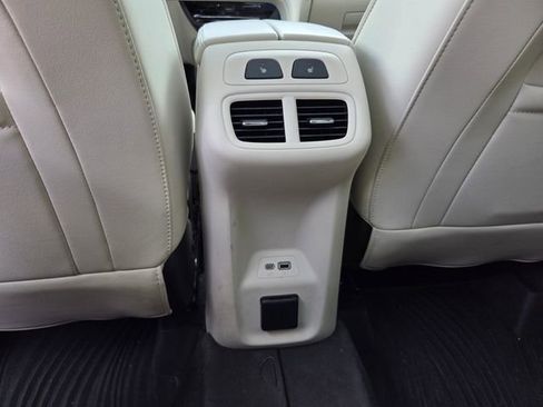 Used 2023 Buick Envision Avenir FWD image 13