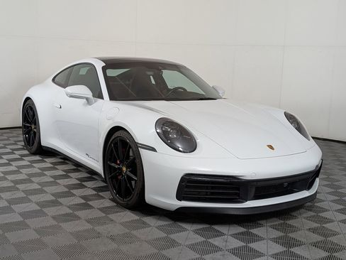 Certified 2022 Porsche 911 Carrera 4S image 8