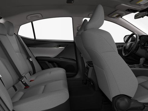 Used 2025 Toyota Camry LE image 39