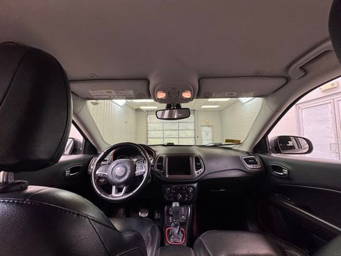 Used 2019 Jeep Compass Trailhawk AWD/4WD image 20
