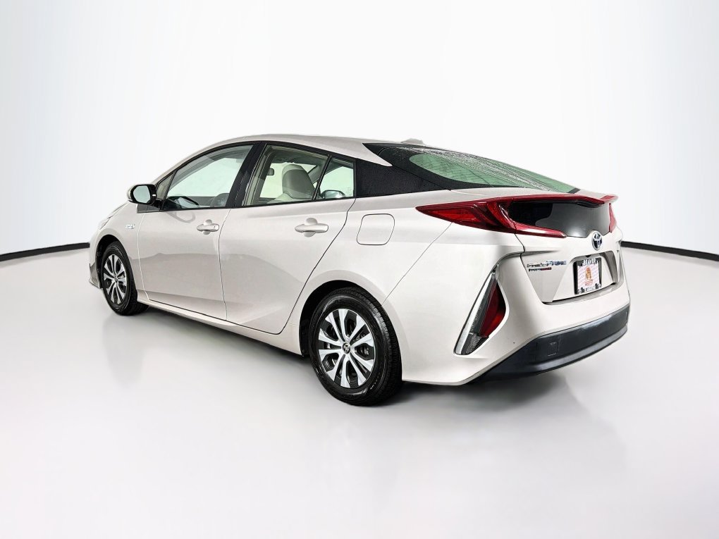 Used 2020 Toyota Prius Prime XLE FWD image 7