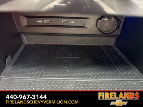 Used 2023 Volkswagen Tiguan SE R-Line image 4