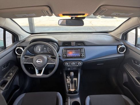 Used 2025 Nissan Versa SV FWD image 31