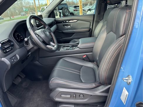 Certified 2023 Honda Pilot TrailSport image 8