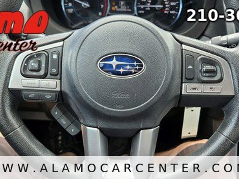 Used 2018 Subaru Forester 2.5i Premium AWD/4WD image 35