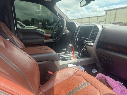 Used 2018 Ford F150 King Ranch w/ Equipment Group 601A Luxury AWD/4WD image 5