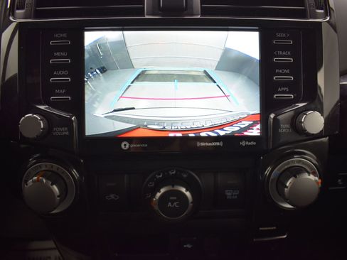 Used 2024 Toyota 4Runner TRD Off-Road image 16