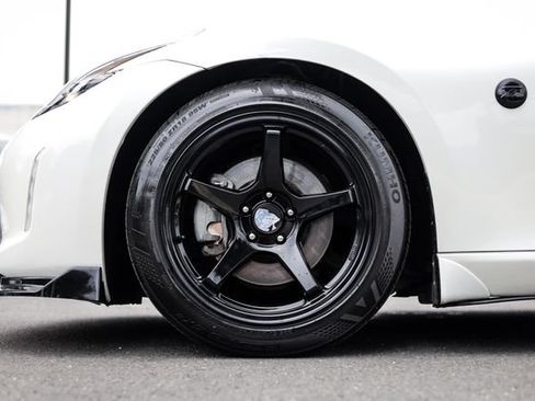 Used 2016 Nissan 370Z Touring RWD image 20