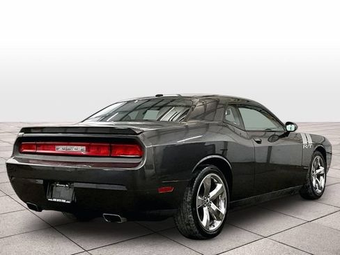 Used 2014 Dodge Challenger R/T w/ Electronics Convenience Group RWD image 12