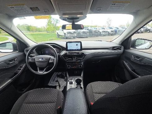Certified 2025 Ford Escape Active AWD/4WD image 17