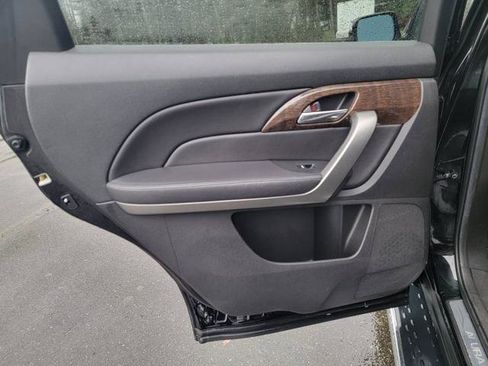 Used 2011 Acura MDX w/ Technology & Entertainment image 14