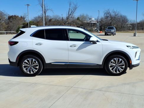 Used 2024 Buick Envision Preferred image 10