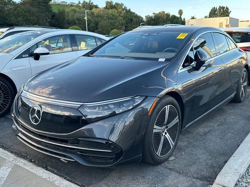 Used 2023 Mercedes-Benz EQS 450+ Sedan image 2