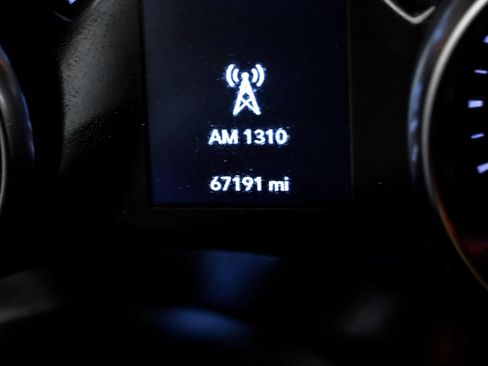 Used 2019 Jeep Wrangler Sport AWD/4WD image 14