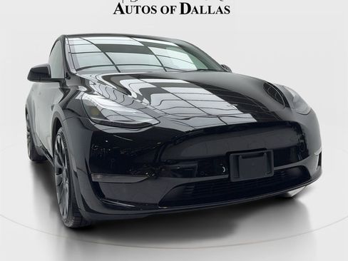 Used 2022 Tesla Model Y Performance image 2