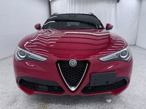 Used 2023 Alfa Romeo Stelvio Ti AWD/4WD image 6