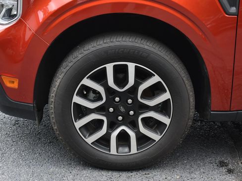 Used 2024 Ford Maverick Lariat w/ 4K Tow Package image 11