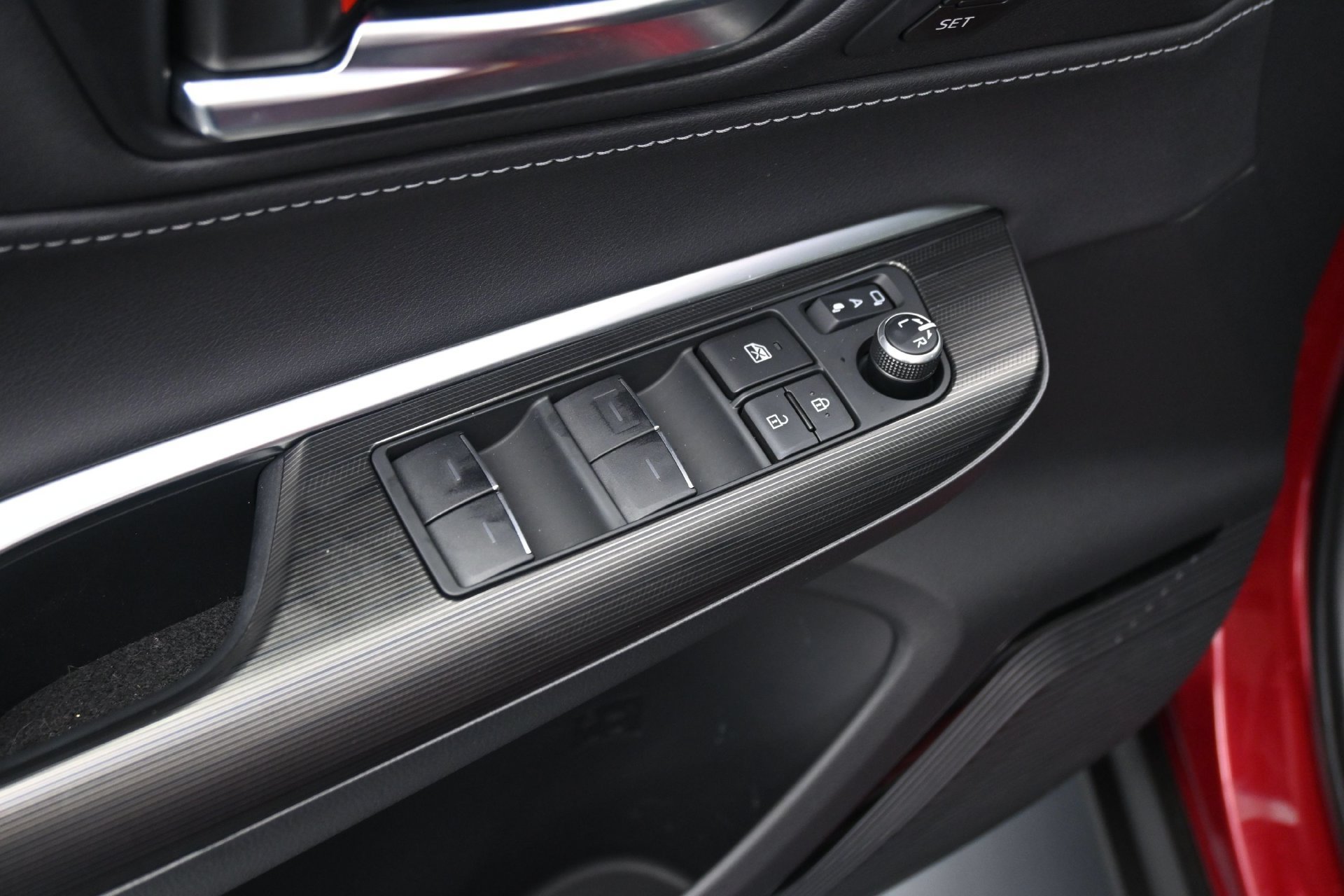 Used 2023 Toyota Venza Limited AWD/4WD image 19