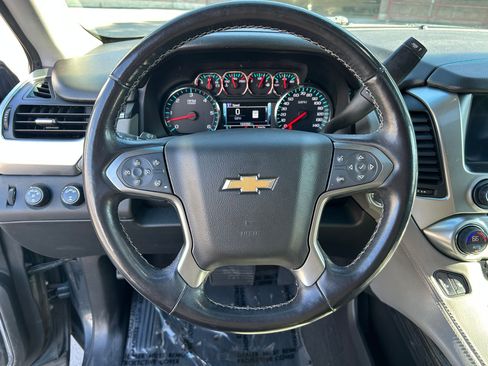Used 2020 Chevrolet Suburban LT AWD/4WD image 13