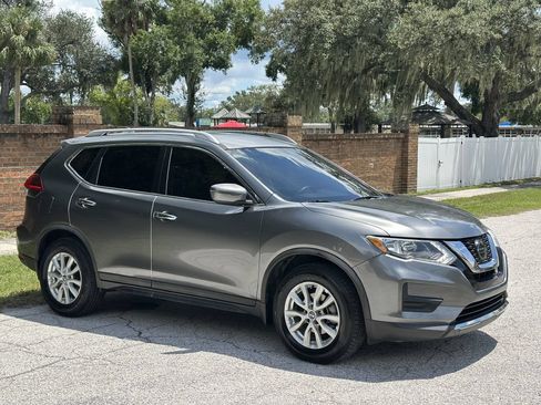Used 2020 Nissan Rogue SV FWD image 6