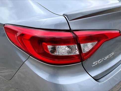 Used 2017 Hyundai Sonata Sport w/ Value Edition Package 02 image 28