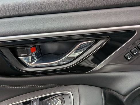 Used 2025 Subaru Legacy Limited image 11