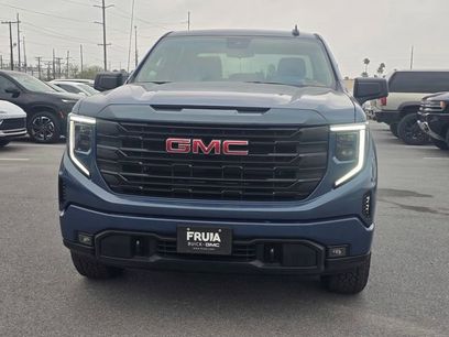 New 2026 GMC Sierra 1500 Elevation w/ Elevation Select Package