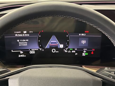 Certified 2025 Audi Q5 Premium w/ Convenience Package AWD/4WD image 21