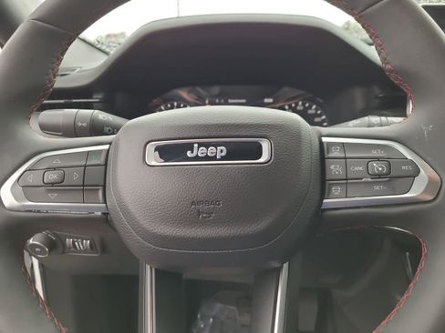 Used 2023 Jeep Compass Trailhawk image 23