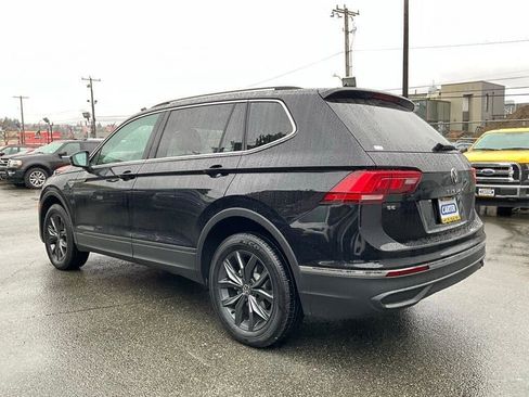 Used 2022 Volkswagen Tiguan SE image 6
