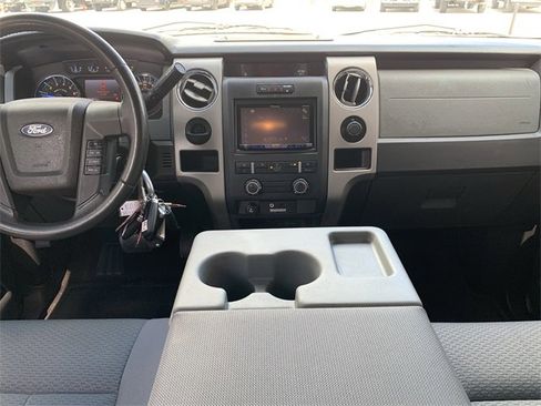 Used 2011 Ford F150 XLT w/ XLT Convenience Pkg image 17