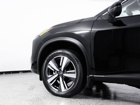 Used 2025 Nissan Rogue SL w/ SL Premium Package AWD/4WD image 7