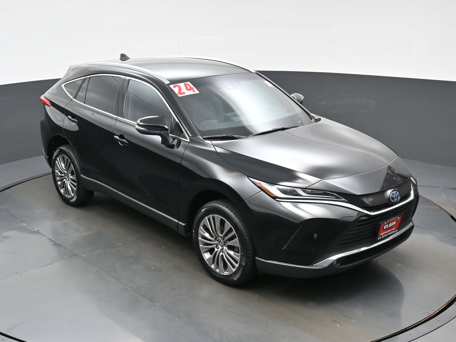 Used 2024 Toyota Venza XLE AWD/4WD image 35