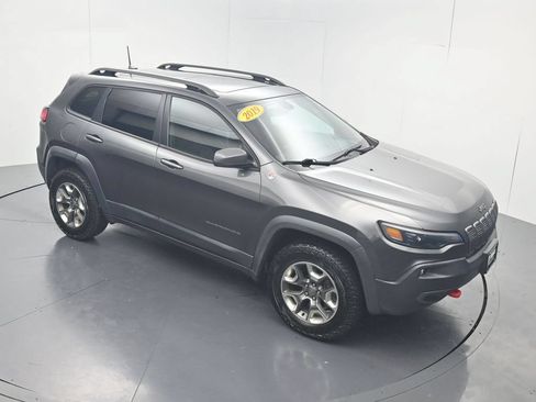 Used 2019 Jeep Cherokee Trailhawk AWD/4WD image 56