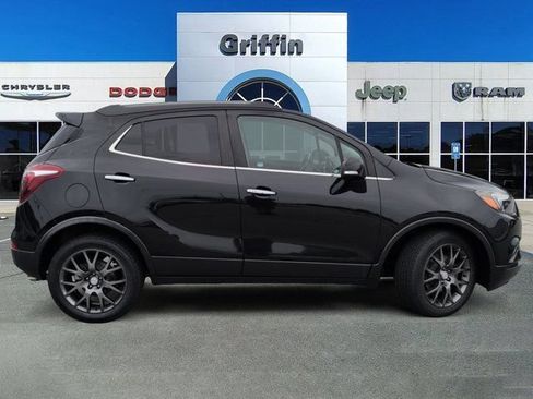 Used 2019 Buick Encore Sport Touring FWD image 3