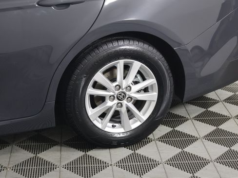 Used 2025 Toyota Camry LE image 51