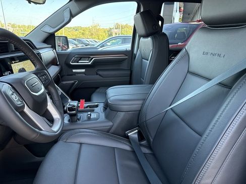 New 2026 GMC Sierra 1500 Denali w/ Denali Reserve Package image 5