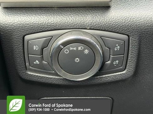 Used 2016 Ford F150 Lariat w/ Equipment Group 502A Luxury AWD/4WD image 26