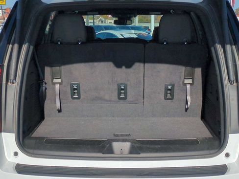 Used 2024 GMC Yukon SLT image 25