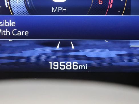 Used 2025 Chevrolet Equinox LT image 18