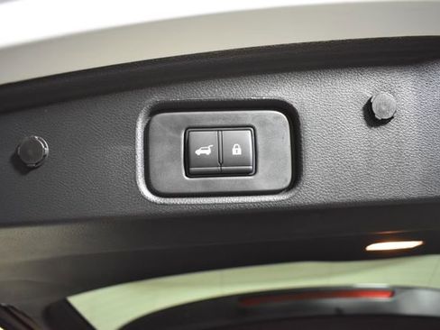 New 2026 Nissan Pathfinder Platinum AWD/4WD image 33