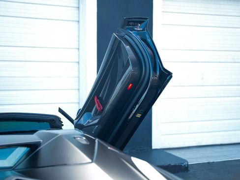 Used 2021 Lamborghini Aventador SVJ AWD/4WD image 61