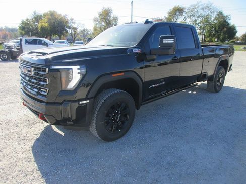 New 2026 GMC Sierra 3500 AT4 w/ AT4 Premium Plus Package image 11