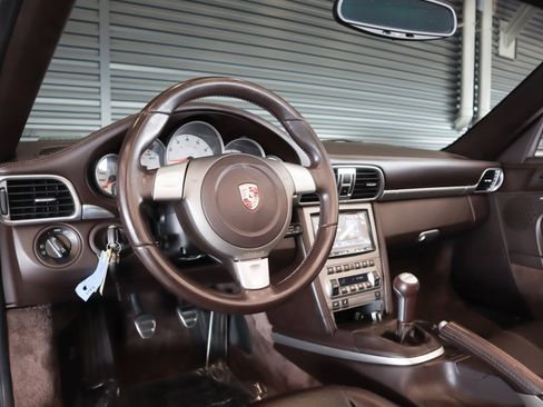 Used 2008 Porsche 911 Carrera 4S image 4