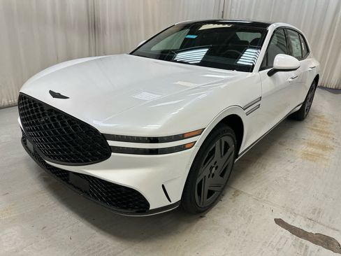 New 2026 Genesis G90 3.5T Prestige image 3